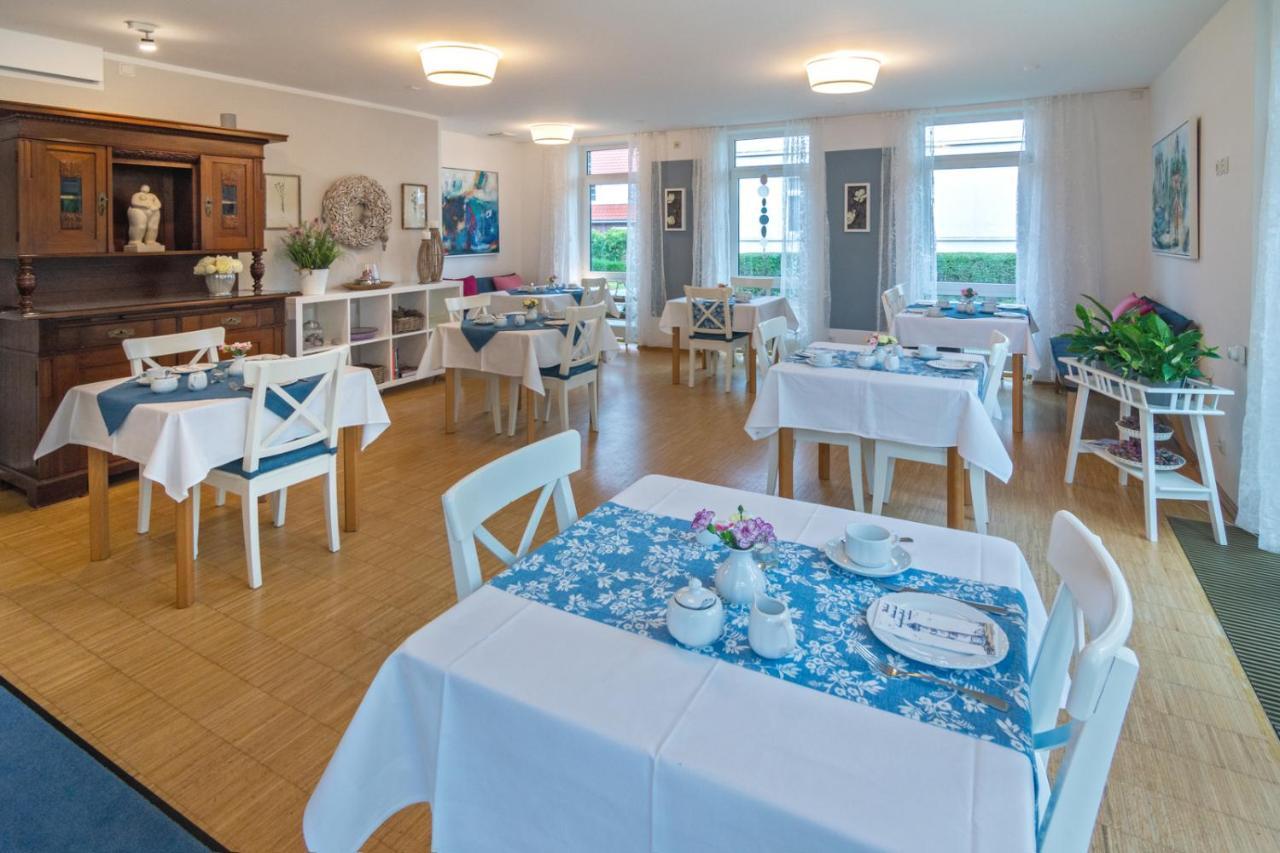 יבר Hotel Am Elisabethufer מראה חיצוני תמונה